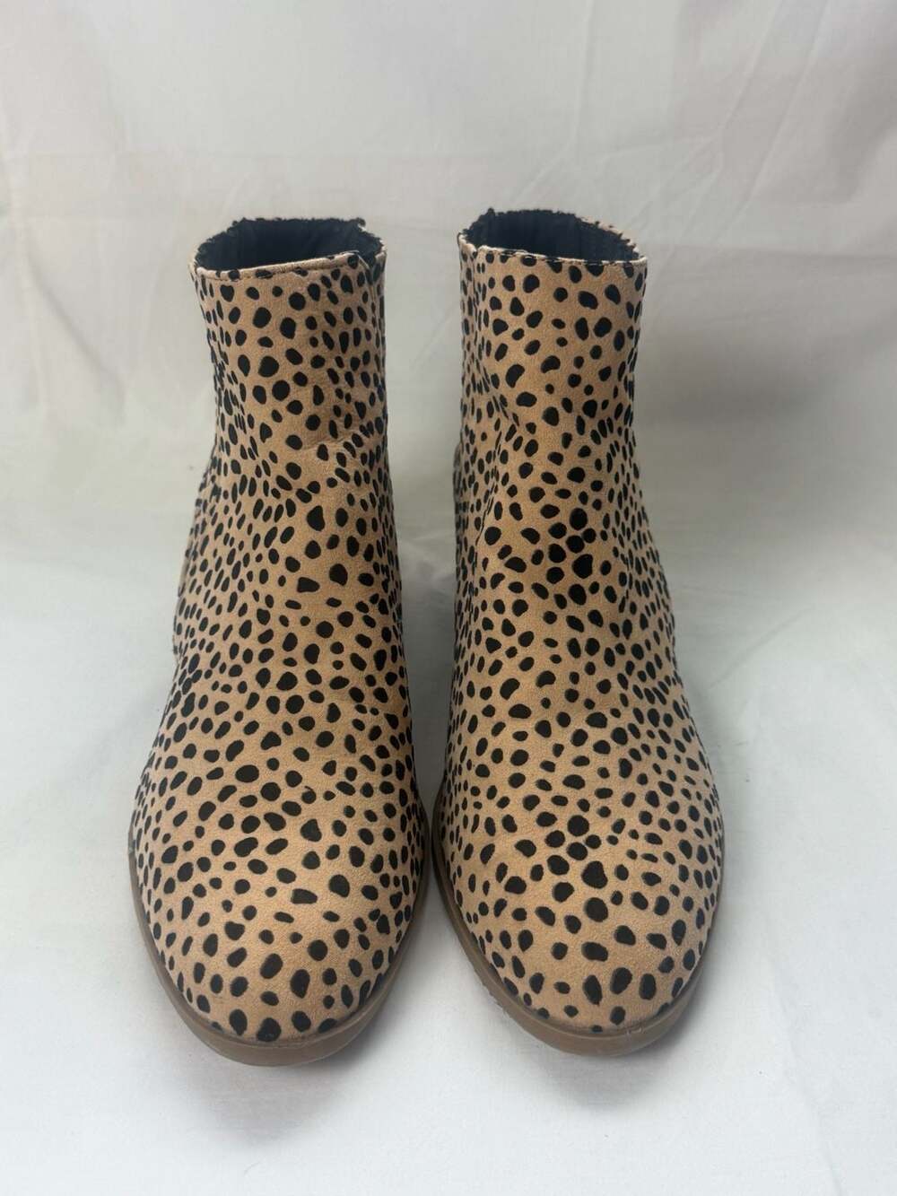 Cheetah Print Ankle Boots Womens Size 10 Chelsea Western Boho Booties